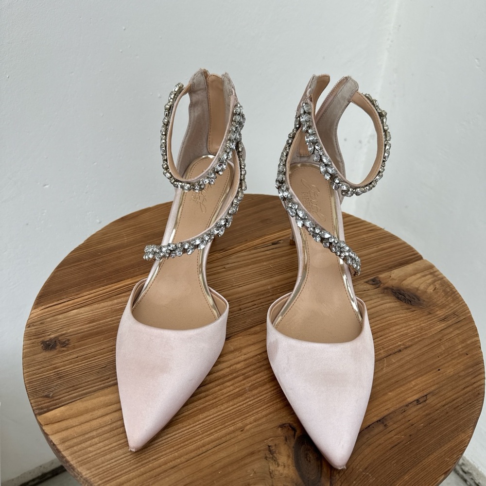 Jewel Badgley Mischka Blush Satin Heels with Silver Embellishments